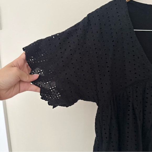 Mustard Seed Black Eyelet Vneck Mini Dress with Built-in Shorts - Picture 7 of 10